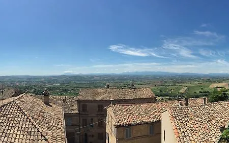 Camilla 몬테코사로