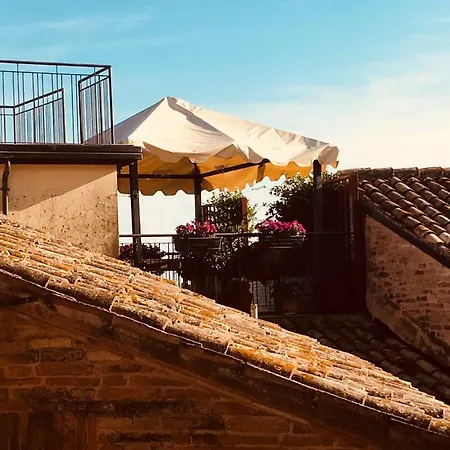 Camilla 3* 몬테코사로