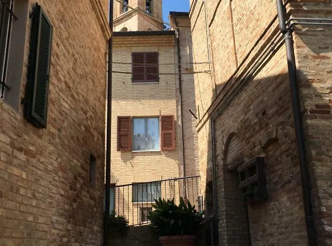 Camilla Πανσιόν 3*